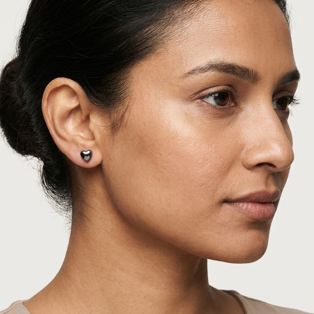 ANVIOPRINT Minimal Silver Heart Stud Earrings – Elegant Everyday Love Jewelry